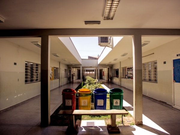 Educação em Louveira