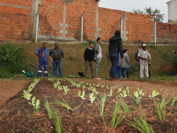 Bairro Vassoural ganha horta comunitária na Semana do Meio Ambiente (5).jpg