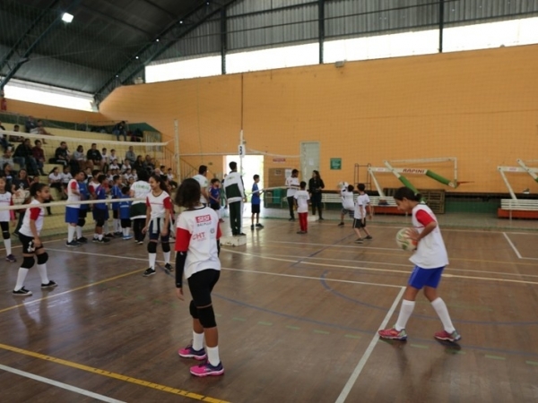 Festival de Mini Voleibol 04.jpg