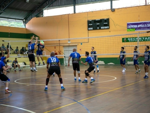 Geração 2 mil e Rezende são campeões do campeonato municipal de voleibol 013.jpg