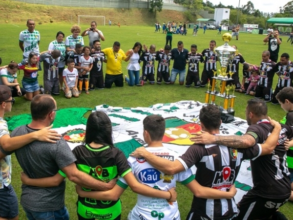 Super FCLanchonete Avenida vence Piauí FC na 16.ª Copa Louveira de Futebol Amador 01.jpg