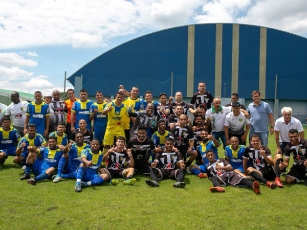 Super FCLanchonete Avenida vence Piauí FC na 16.ª Copa Louveira de Futebol Amador 09.jpg