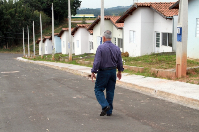 Com questões jurídicas resolvidas, entrega das casas é garantida